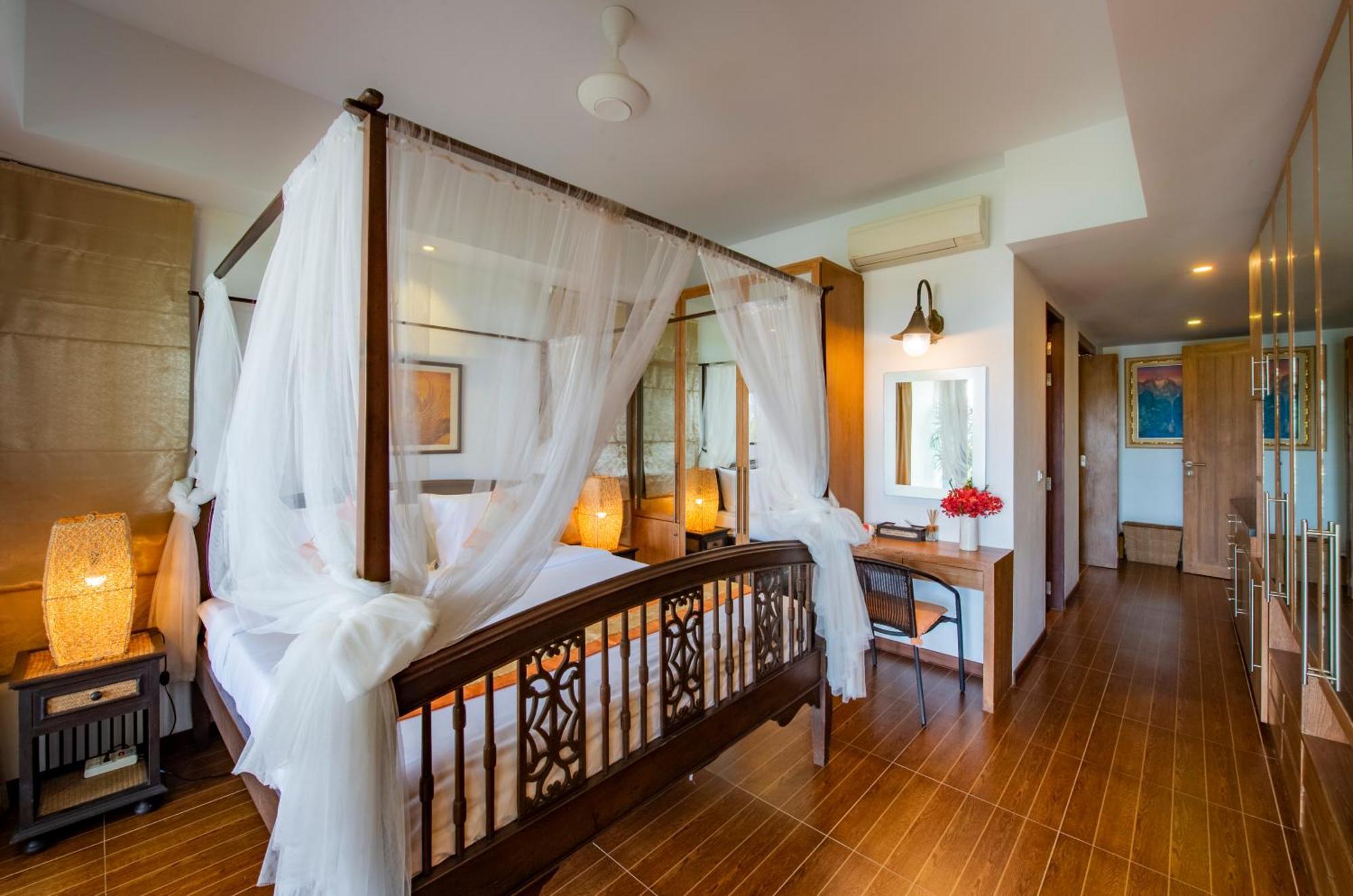 Sea View Villa, Bangtao 4 Bedrooms 別墅 邦涛海滩
