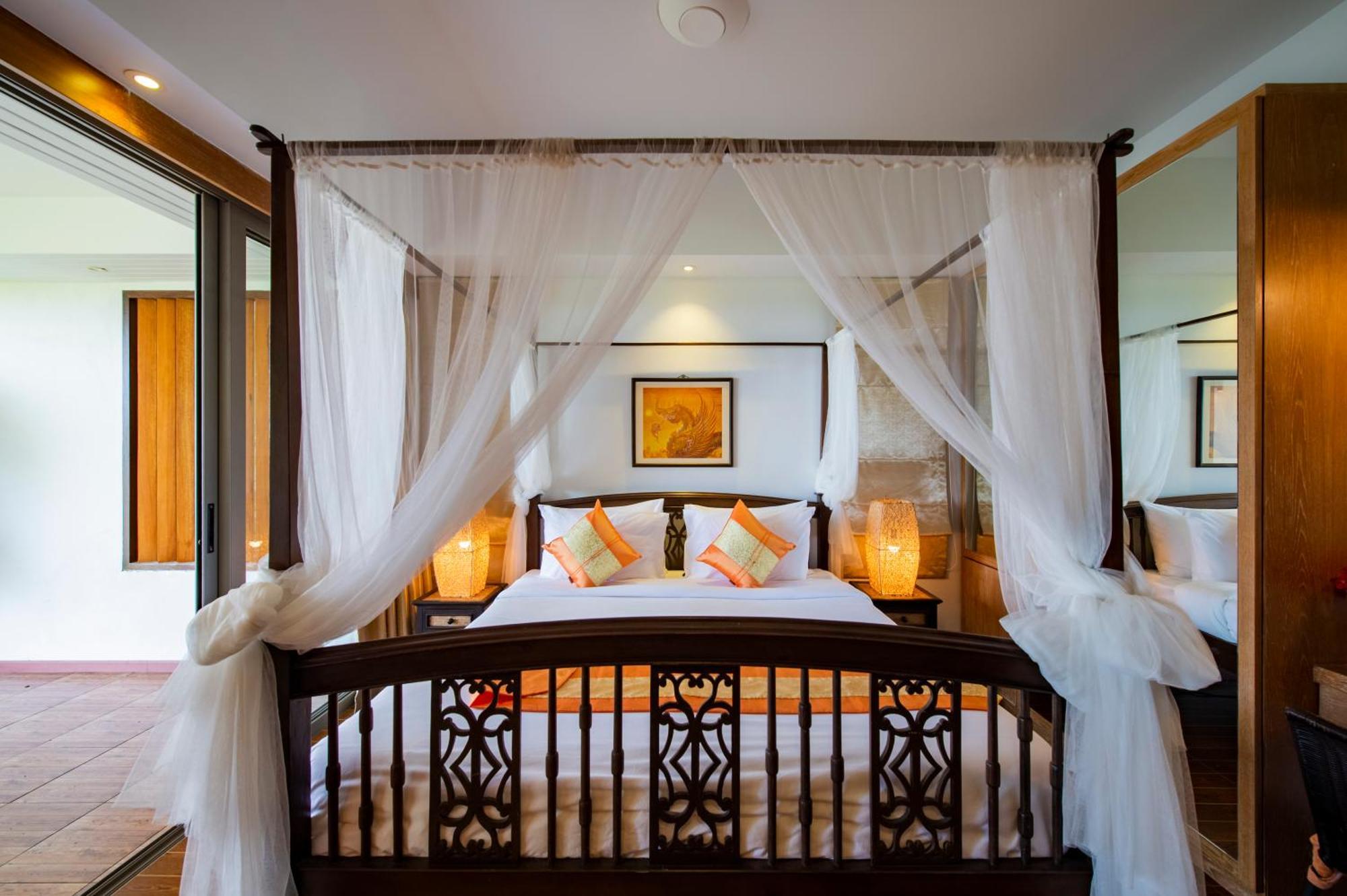 Sea View Villa, Bangtao 4 Bedrooms 別墅