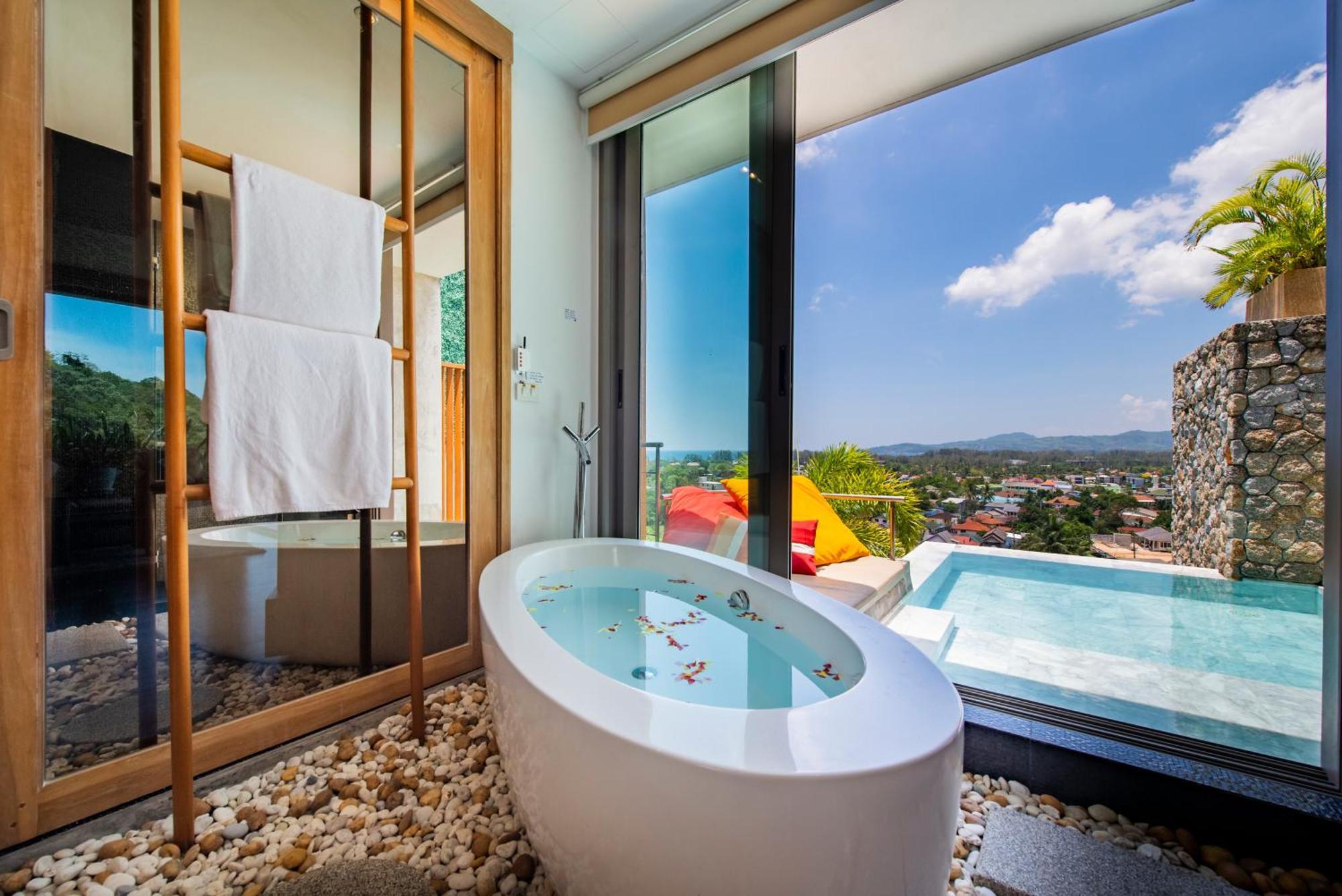 Sea View Villa, Bangtao 4 Bedrooms 邦涛海滩